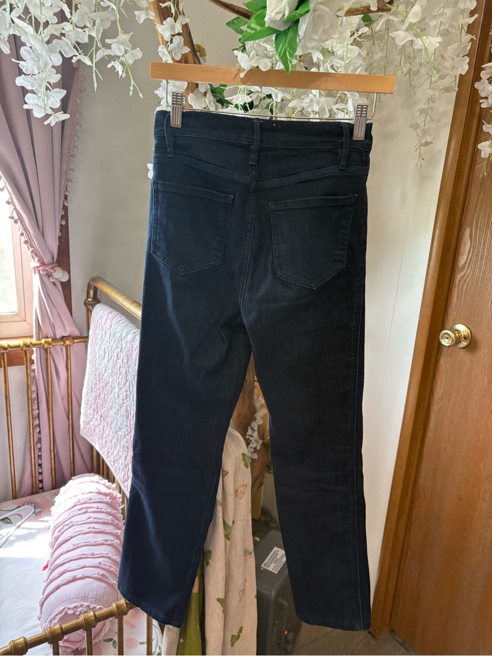 Frame Denim Slim Straight-Leg Jeans in Dark Indigo Wash - Picture 5 of 6